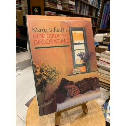 MARY GILLATT'S NEW GUIDE TO DECORATING 185338