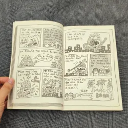 (Ngoại văn) Captain Underpants and the Big, Bad Battle of the Bionic Booger Boy (Part 2) 1035880