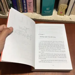 [Ruột Sách Có Gạch Và Note Bằng Bút Chì] - Tiểu Thuyết, Trinh Thám, Kinh Dị: Trại Hoa Đỏ 927231