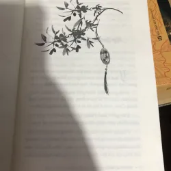 Gió tây bao nhiêu hận, thổi chẳng giãn mày chau 990597