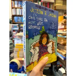 Junie B. Jones có con quái vật dưới gầm giường - Barbara Bark 381647