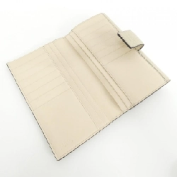 Ví Fendi Peekaboo 8M0437 A91B 622063