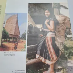 Việt Nam Hình ảnh Cộng đồng 54 Dân tộc - Thông tấn xã Việt Nam - Sách Ảnh Văn hóa 931895