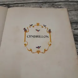 Sách truyện cổ tích màu khổ lớn tiếng Pháp- Waly Disney BLANCHE, BAMBI, CENDRILION in 1963 758693