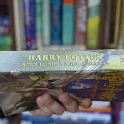Harry Potter và Tên Tù Nhân Ngục Azkaban - Phần III số La Mã 1029006