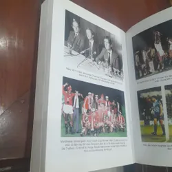 Jim White - MANCHESTER UNITED, thiên sử về Quỷ Đỏ 570076
