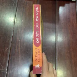 Văn học hiện đại - NGÀN MẶT TRỜI RỰC RỠ - Khaled Hosseini -  1038547