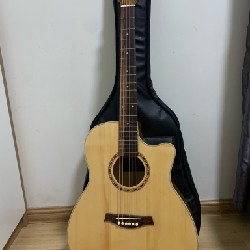 Guitar Classic như mới kèm bao da 46980