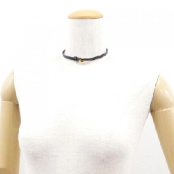 Dây chuyền choker SQUARE G 621281 J1745 của Gucci 625483