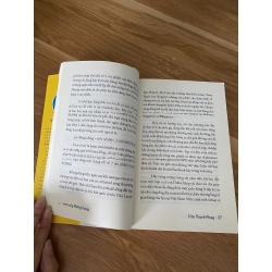 Trên Lưng Khổng Tượng - Trần Thanh Phong 532276