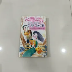 Hoa hồng giấu trong cặp sách