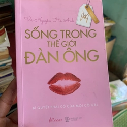 sống trong thế giới đàn ông