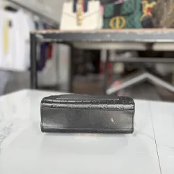 ĐẲNG CẤP KHÔNG THỜI GIAN: GUCCI PADLOCK Mini . 976855