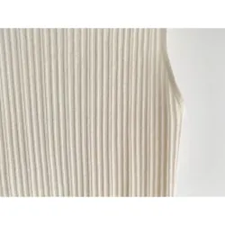 MỚI 95%***TANKTOP LEN CAO CỔ MÀU TRẮNG* ÁO LEN NỈ CAO CỔ SIÊU ẤM* TẶNG QUÀ 0Đ