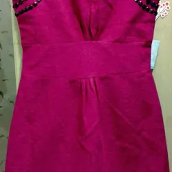 Váy Dạ size M mặc ít còn mới màu hồng eo 70_75 mặc đẹp 