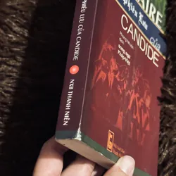 Cuộc phiêu lưu của Candide (song ngữ Pháp - Việt) 709324