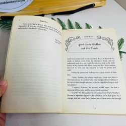 [Sách 2hand từ US] Like new 90% - BALLET SHOES - Noel Streatfeild 476664