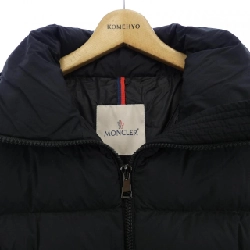 Áo khoác lông vũ MONCLER 638122