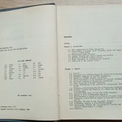 Sách RADIO CIRCUITS AND SIGNALS 893316