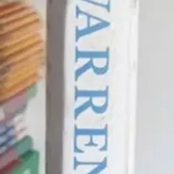 Warren and Bill - Gates, Buffett và tình bạn đã thay đổi thế giới 958255