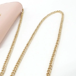 【新品】Gucci GUCCI BLONDIE 725215 UXX0G Ví cầm tay 623071