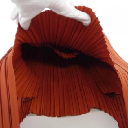 Túi xách PLEATS PLEASE PP92-AG566 - Hàng hiệu Chính hãng 833361