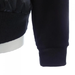 Moncler MONCLER 10938G00028 Áo khoác lông 628879