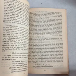 Giáo trình văn học Việt Nam giai đoạn nửa cuối thế kỷ XVIII đến nửa đầu thế kỷ XIX 801074