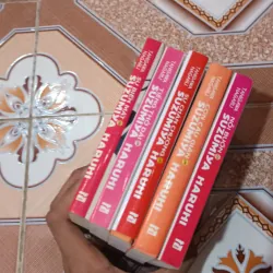 5 cuốn light novel Suzumiya Haruhi