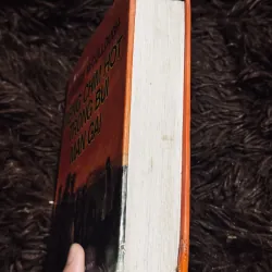 Tiếng chim hót trong bụi mận gai 1004680