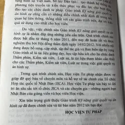 [luật - chính trị] Luật sư Kỹ năng giải quyết vụ án hình sự 763626