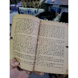 Mối tình kỳ lạ mới 70% ố Văn học nước ngoài HCM1709 559920