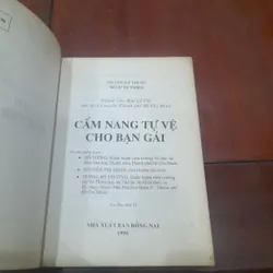 Cẩm nang tự vệ CỦA BẠN GÁI 703871