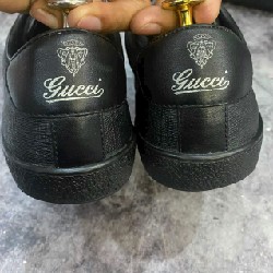 Sneaker GUCCI - Made in ITALY -
Chính hãng 100%  46439