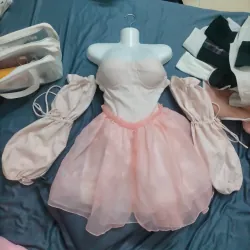 váy nhiều tầng, form đẹp, vải gấm