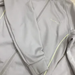 Khoác thể thao hiệu ree.bok 1000923