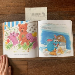 Sách ngoại văn A Surprise in the Mailbox (Bear in the Big Blue House), Used 498070