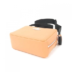 【Sản phẩm mới】Túi đeo vai Vivienne Westwood 43040086U 613997