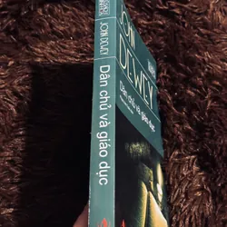 Dân chủ và giáo dục 709379