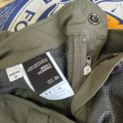 Quần thể thao 973204