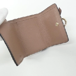 【新品】Chloé ALPHABET CHC21WP946 F57 ví 623377