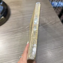 Một  m mình với mùa thu - K Paustovsky - bản dịch từ tiếng Nga - 1984 996265