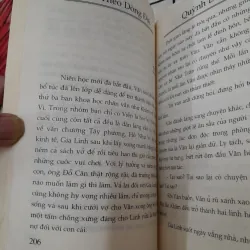 Quỳnh Dao. TRÔI THEO DÒNG ĐỜI. Nxb Hội Nhà Văn năm 2000 960898