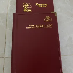 2quyển sổ ghi chép