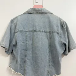 Sơ mi bò thời trang sz M đã qua sử dụng  929904