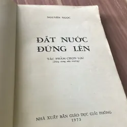 Đất nước đứng lên Nguyên Ngọc 1973  795656
