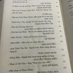 ĐÀI TIẾNG NÓI VIỆT NAM KÝ ỨC NGƯỜI VÀ NGHỀ 2 tập, bìa cứng 713076