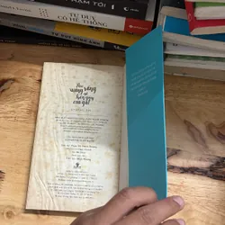 II Tựa sách: Hoa Xương Rồng Nở Trên Giày Cao Gót - Khánh Linh - 2015 695672