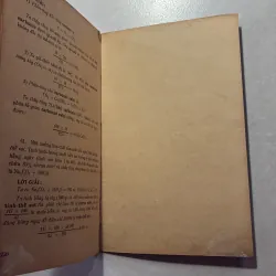 Hoá học các lớp đề tam khoa học toán và thực nghiệm - Phạm Đình Ái - 1968s 745326