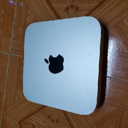 Nguyên bộ máy tính gồm Mac mini, màn hình, bàn phím, chuột 6790